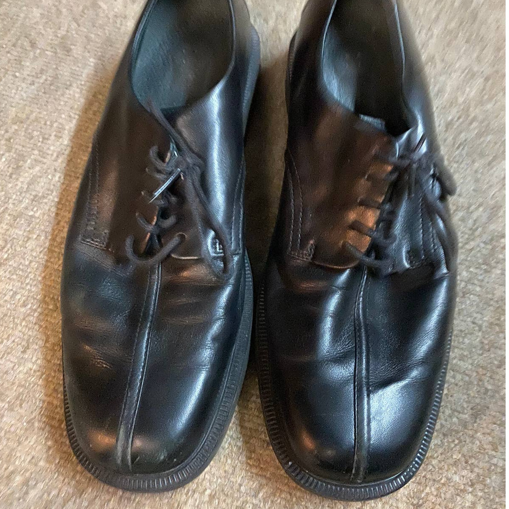 Rockport Black Leather Mens Dress Shoes with Vibram Soles Size 9